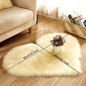 1pc Heart-Shaped Faux Sheepskin Area Rug - Soft and Plush Carpet for Home, Bedroom, Nursery, and Kid's Room - Perfect for Home Decor and Comfort - Lig