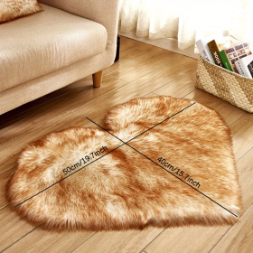 1pc Heart-Shaped Faux Sheepskin Area Rug - Soft and Plush Carpet for Home, Bedroom, Nursery, and Kid's Room - Perfect for Home Decor and Comfort - Whi