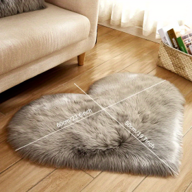 1pc Heart-Shaped Faux Sheepskin Area Rug - Soft and Plush Carpet for Home, Bedroom, Nursery, and Kid's Room - Perfect for Home Decor and Comfort - gre